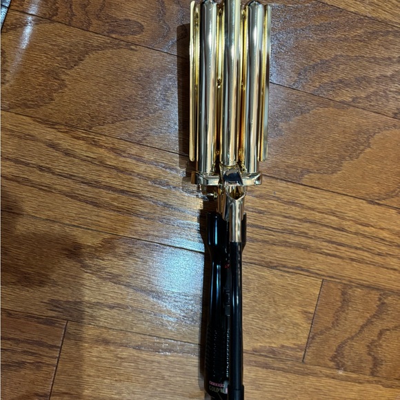 Triple-Barrel Hair Waver—-Belson Gold’N Hot - Picture 6 of 8
